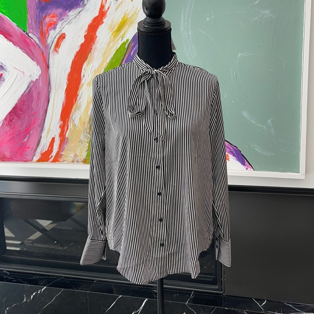 Stripped satin blouse with neck tie detail